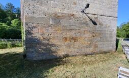 Graffitientfernung von Naturstein